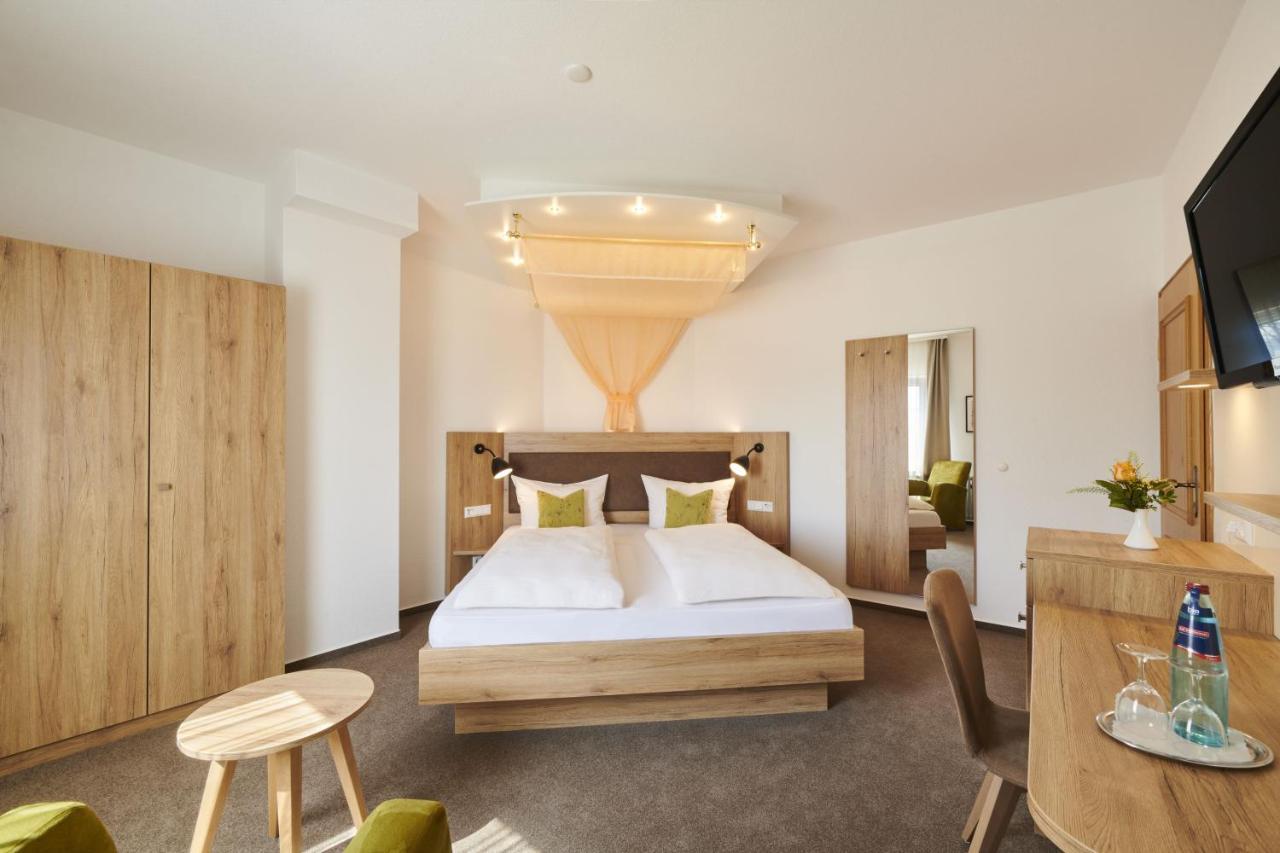 Kreuz-Post Hotel-Restaurant-Spa Vogtsburg Eksteriør bilde