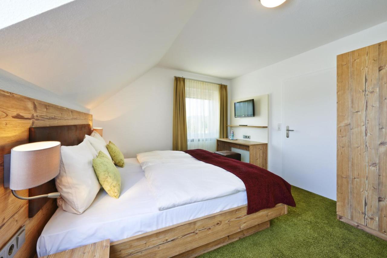 Kreuz-Post Hotel-Restaurant-Spa Vogtsburg Eksteriør bilde