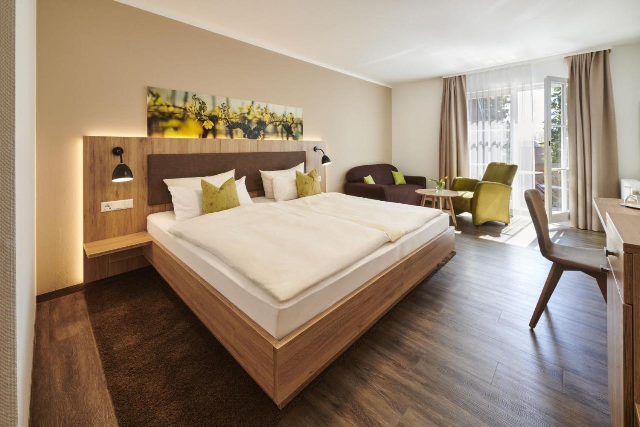 Kreuz-Post Hotel-Restaurant-Spa Vogtsburg Eksteriør bilde