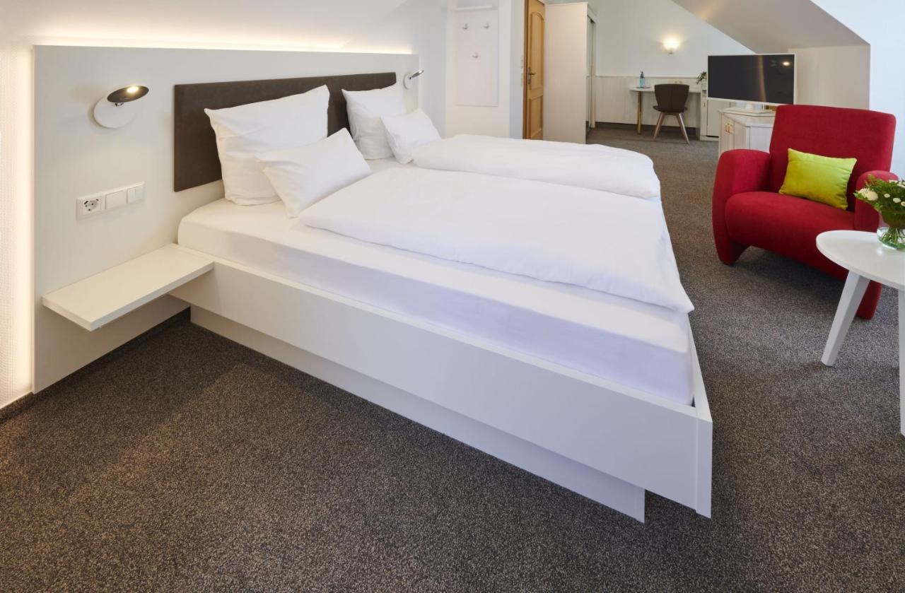Kreuz-Post Hotel-Restaurant-Spa Vogtsburg Eksteriør bilde